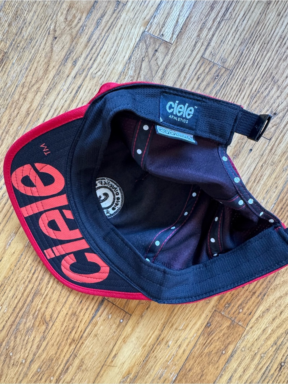 CIELE hat - Picture 2 of 2